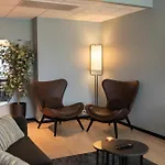 Hotel 1624 4*