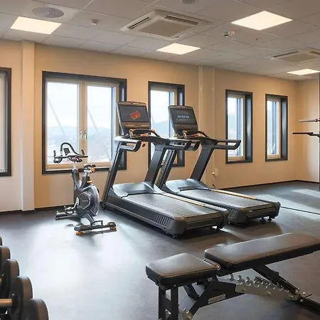 1624 Otel 4*