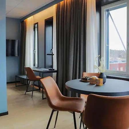 1624 Hotel