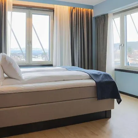 Hotel 1624 4*