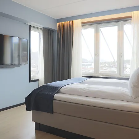 Hotel 1624 4*