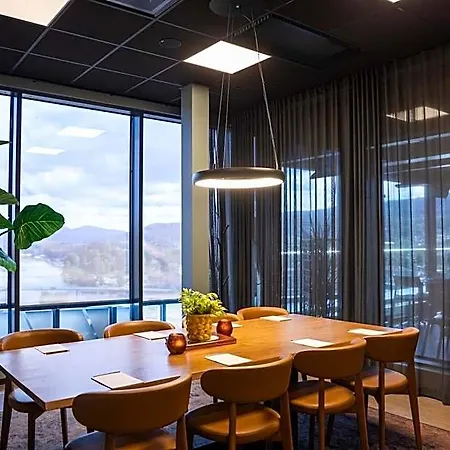 1624 Hotel